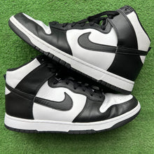 Load image into Gallery viewer, Nike Panda High Dunks Size 13
