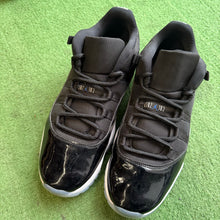 Load image into Gallery viewer, Jordan Space Jam 11 Lows Size 13
