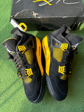 Load image into Gallery viewer, Jordan Thunder 4s Size 13
