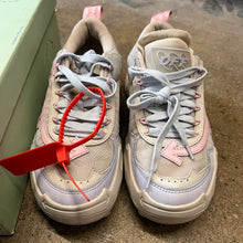 Load image into Gallery viewer, Off White ODSY-1000s Size 38
