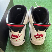Load image into Gallery viewer, Jordan Carmine 6s Size 8
