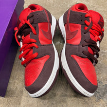 Load image into Gallery viewer, Nike Cherry SB Dunks Size 11
