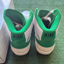 Load image into Gallery viewer, Jordan Lucky Green 2s Size 10
