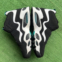 Load image into Gallery viewer, Nike Air Griffey Max 1s Size 10.5
