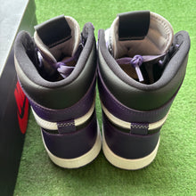Load image into Gallery viewer, Jordan Court Purple 1s Size 8.5
