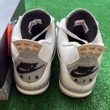 Load image into Gallery viewer, Jordan White Cement 4s Size 10
