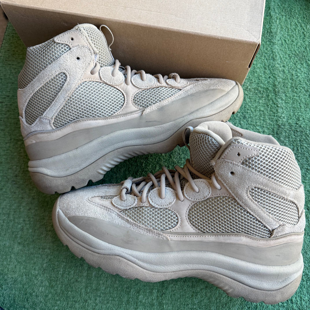 Yeezy DSRT Rock Boots Size 11.5