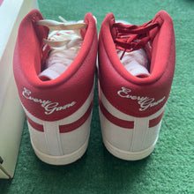 Load image into Gallery viewer, Nike Jordan Air Ships Size 10
