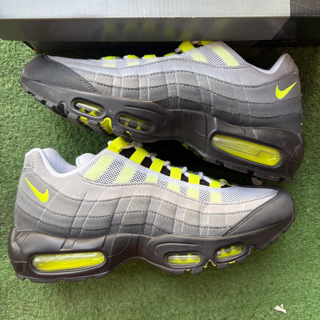 Nike Neon Air Max 95s Size 8.5