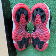 Load image into Gallery viewer, Jordan Bred Low 11s Size 4Y
