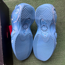 Load image into Gallery viewer, Nike Supreme Flight 95s Size 12
