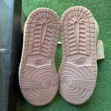 Load image into Gallery viewer, Jordan Washed Pink 1s Size 8W/6.5M

