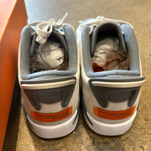 Load image into Gallery viewer, Jordan PSG Low 11s Size 10.5

