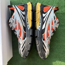 Load image into Gallery viewer, Off White Be Right Back Sneakers Size 40
