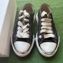 Load image into Gallery viewer, Mihara Peterson Canvas Lows Size 39
