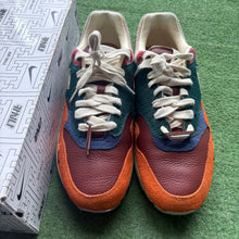 Load image into Gallery viewer, Nike Air Max Kasina 1s Size 10.5
