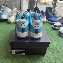 Load image into Gallery viewer, Nike Photo Blue Air Force 1s Size 9.5
