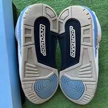 Load image into Gallery viewer, Jordan UNC 3s Size 10
