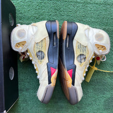Load image into Gallery viewer, Jordan Off White Sail 5s Size 7
