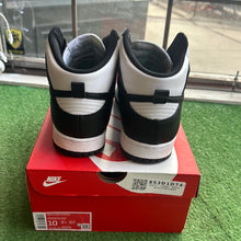 Load image into Gallery viewer, Nike Panda High Dunks Size 10
