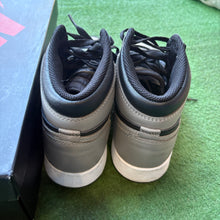 Load image into Gallery viewer, Jordan Shadow 1s Size 7Y
