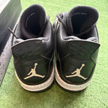 Load image into Gallery viewer, Jordan Oreo 4s Size 10
