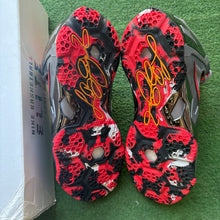 Load image into Gallery viewer, Nike LeBron Team 11s Size 12

