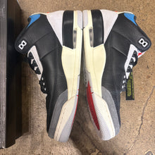 Load image into Gallery viewer, Jordan Rare Air 3s Size 10
