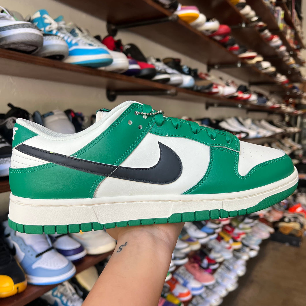 Nike Lottery Dunks
