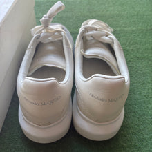 Load image into Gallery viewer, Alexander McQueen Oversized Size 41.5
