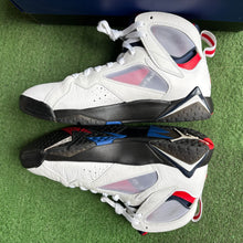 Load image into Gallery viewer, Jordan PSG 7s Size 9
