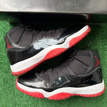 Load image into Gallery viewer, Jordan Bred 11s Size 10
