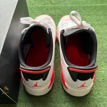 Load image into Gallery viewer, Jordan Atmosphere Low 6s Size 6.5Y
