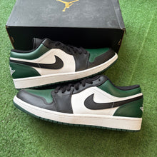 Load image into Gallery viewer, Jordan Noble Green 1 Lows Size 9.5
