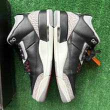 Load image into Gallery viewer, Jordan Black Cement 3s Size 10
