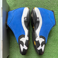 Load image into Gallery viewer, Jordan Laney 14s Size 9.5
