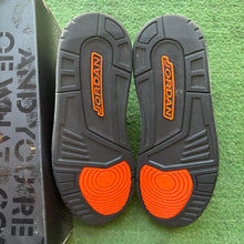 Load image into Gallery viewer, Jordan Fear 3s Size 11.5

