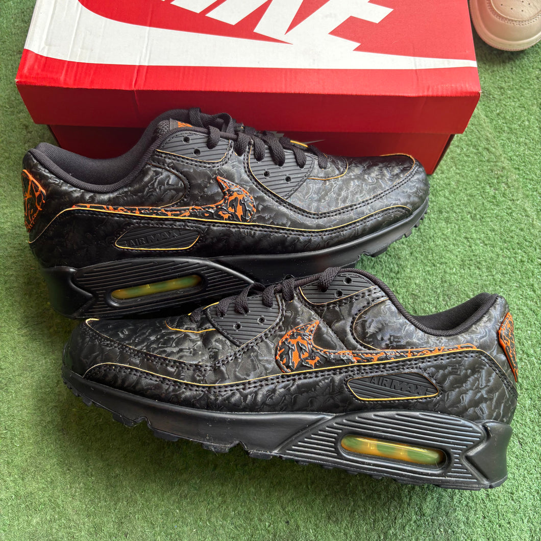 Nike Volcano Air Max 90s Size 11.5