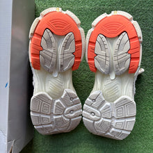 Load image into Gallery viewer, BB Runners Size 40
