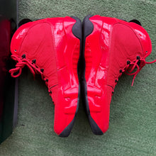 Load image into Gallery viewer, Jordan Chili 9s Size 9.5
