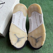 Load image into Gallery viewer, Jordan Sail 5s Size 8
