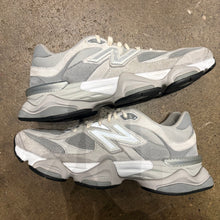 Load image into Gallery viewer, New Balance 9060s Size 12
