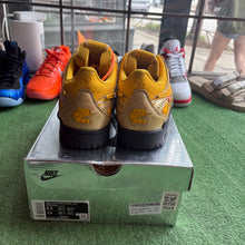 Load image into Gallery viewer, Nike Off White University Gold Rubber Dunks Size 8.5
