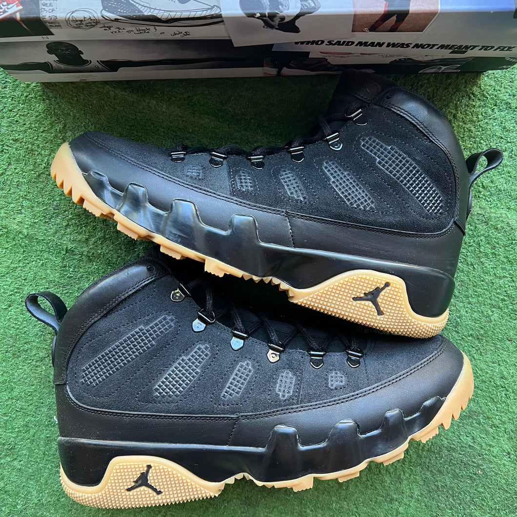 Jordan Black Gum 9 Boots Size 11