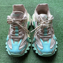 Load image into Gallery viewer, Balenciaga Track2s Size 36
