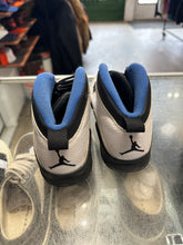 Load image into Gallery viewer, Jordan Orlando 10s Size 5Y
