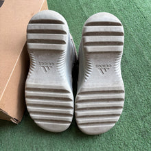 Load image into Gallery viewer, Yeezy Salt DSRT Boots Size 10
