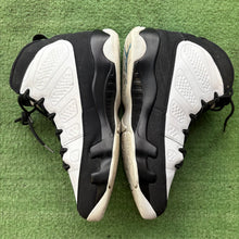 Load image into Gallery viewer, Jordan University Blue 9s Size 11
