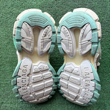 Load image into Gallery viewer, Balenciaga Track2s Size 36

