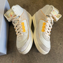 Load image into Gallery viewer, Jordan Union 2s Size 8
